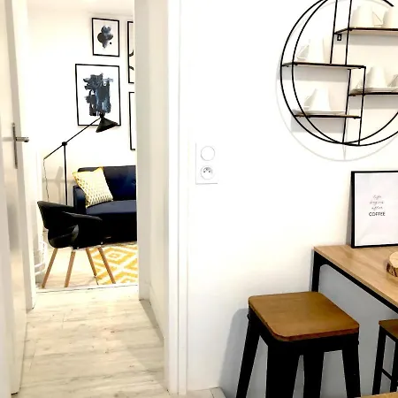 40 M2 # Design # Plein Centre # Bestofblo * פונטנבלו